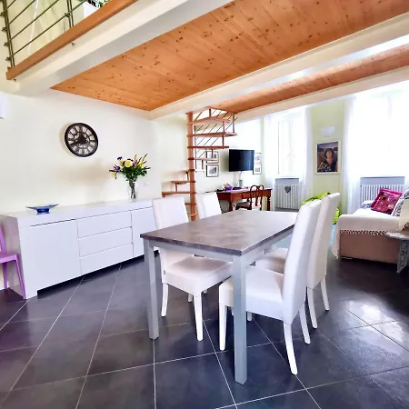 Manzoni By Design Studio בלאנו